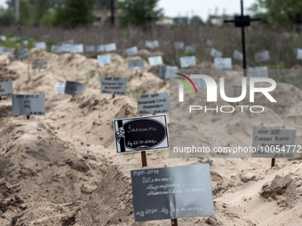 

Most graves of people who died in the Kyiv region as a result of the full-scale Russian invasion of Ukraine are mostly unmarked near the c...