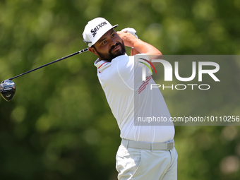J.J. Spaun tees off on the 18th tee during the first round of the 48th Memorial Tournament presented by Workday at Muirfield Village Golf Cl...