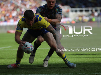 Warrington Wolves' Connor Wrench goes over for a try during the BetFred Super League match between Hull Football Club and Warrington Wolves...