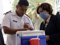 October 16, 2023, Mexico City, Mexico: Health personnel from the Mexican Institute of Social Security and the Armed Forces prepare the vacci...