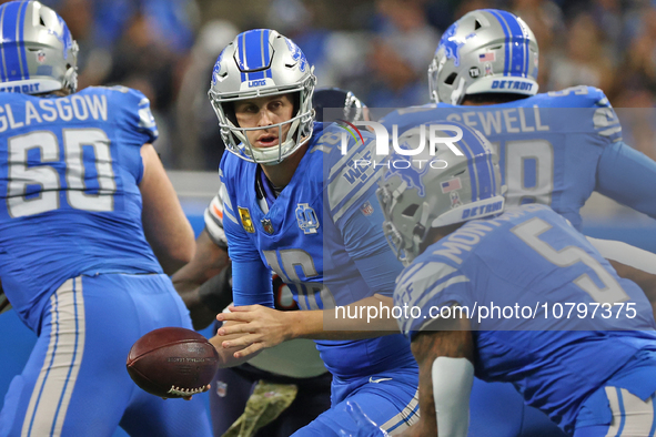 Detroit Lions quarterback Jared Goff (16) looks to pass during the first half of an NFL football game between the Chicago Bears and the Detr...
