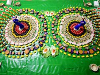 A photo taken in Liuzhou, China, on December 30, 2023, shows the Peacock of Pindehong in Banlan town, Rongan County. The dish primarily cons...