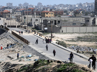Palestinians are fleeing north Gaza and moving southward due to Israel's military offensive amid the ongoing conflict between Israel and Ham...