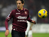 Domagoj Bradaric of US Salernitana 1919 is playing during the Serie A TIM match between US Salernitana and US Lecce in Salerno, Italy, on Ma...