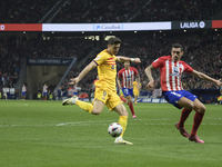 Robert Lewandowski of Barcelona is playing in the match between Atletico Madrid and Barcelona at the Metropolitano Stadium in Madrid, on Mar...