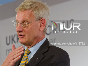 Swedish Foreign Minister Carl Bildt is set to travel to Ukraine facing Presidental elections. (
