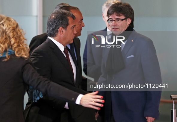 the president of the Generalitat of Catalonia, Carles Puigdemont, and the ex president of the FC Barcelona, Jan Laporta, during the ceremony...