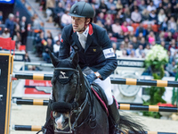 Current World Number 1 horse jumper Simon Delestre from France had a disappointing result at the second class of the FEI World Cup finals at...