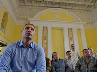 Ukraine's burly boxing hero and strident protest leader Vitali Klitschko, who claimed victory Sunday in Kiev mayoral vote, comes to Kiev cit...