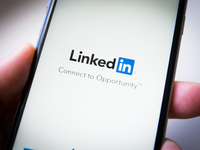 Networking site for professionals LinkedIn has been taken over for a sum of just over 26 billion US dollars by Microsoft corporation. The ta...