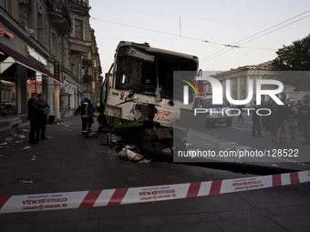 Bus crashes into crowd on Nevsky prospect, 22 injured, in St Petersburg, Russia, on June 3, 2014. (