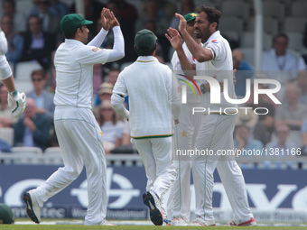 Pakistan's Wahab Riaz celebrates the wicket of England's James Vince  during Day One of the Fourth Investec Test Match between England and P...