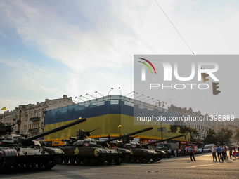 Ukrainian soldiers and military vehicles participate the military parade rehersal at the Independence Square downtown Kiev, Ukraine, 22 Augu...