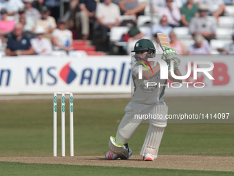 Worcestershire's Ben Cox during Essex CCC vs Worcestershire CCC, Specsavers County Championship Division 2 Cricket at the Essex County Groun...