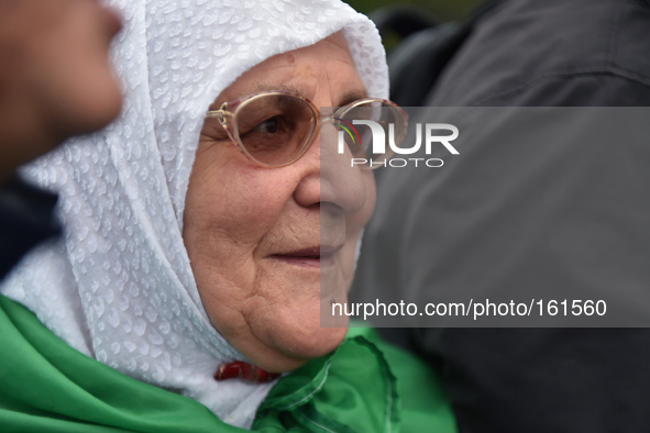 PORTO ALEGRE, 30.06.2014: BRAZIL: algerian supporter in match between Germany and Algeria, corresponding to the round of the last 16 of the...