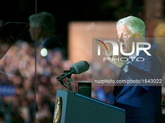 Former US President Bill Clinton on stage at the final rally of Democratic Presidential candidate Hillary Clinton, on November 7, 2016, at I...