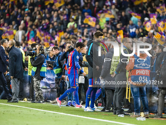  during the UEFA Champions League Quarter Final second leg match between FC Barcelona and Juventus at Camp Nou Stadium on April 19, 2017 in...