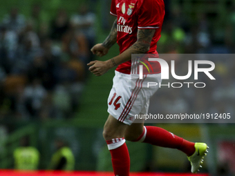 Benfica's Swedish defender Victor Lindelof celebrates after scoring a goal during the Portuguese League  football match between Sporting CP...