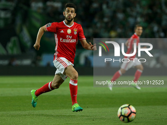 Benficas midfielder Pizzi from Portugal during Premier League 2016/17 match between Sporting CP and SL Benfica, at Alvalade Stadium in Lisbo...