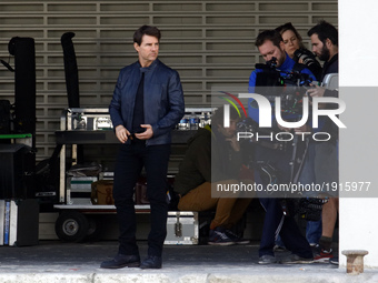 Tom Cruise on set of Mission Impossible 6 in Paris, France, on april 24, 2017. (