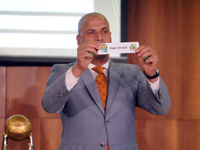  Wael Gomaa, show the Caps United with Zamalek ,USM Alger and Ahli Tripoli  in Group B during the procedure for the draw of the 21st edition...
