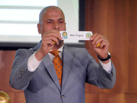 Wael Gomaa, show the Ahli Tripoli  with Zamalek, USM Alger and Caps United  in Group B during the procedure for the draw of the 21st edition...