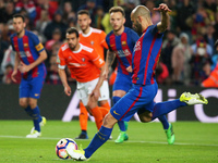 Javier Mascherano scores a penalty during La Liga match between F.C. Barcelona v Osasuna, in Barcelona, on April 26, 2017. (