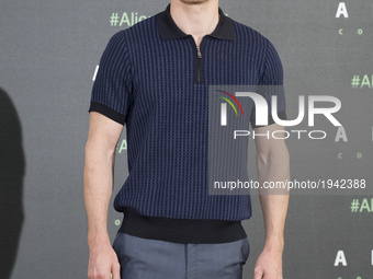 Actor Michael Fassbender attends 'Alien: Covenant' photocall at the Villa Magna hotel on May 8, 2017 in Madrid, Spain (