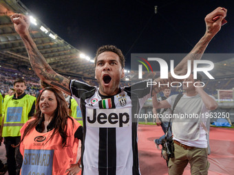 Dani Alves celebrates after winning the TIM Cup Final match against SS Lazio during the Tim Cup football match F.C. Juventus vs S.S. Lazio a...