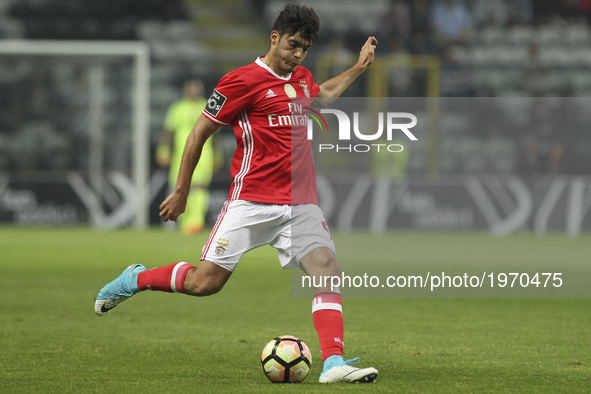 Benfica's Mexican forward Raul Jimenez during the Premier League 2016/17 match between Boavista FC and SL Benfica, at Bessa XXI Stadium in P...