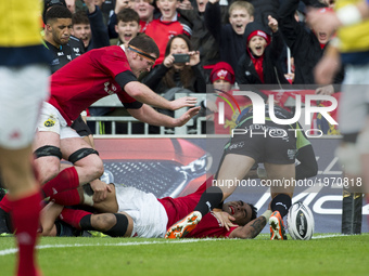 Francis Saili of Munster scores a try during the Guinness PRO12 Semi-Final match between Munster Rugby and Ospreys at Thomond Park Stadium i...