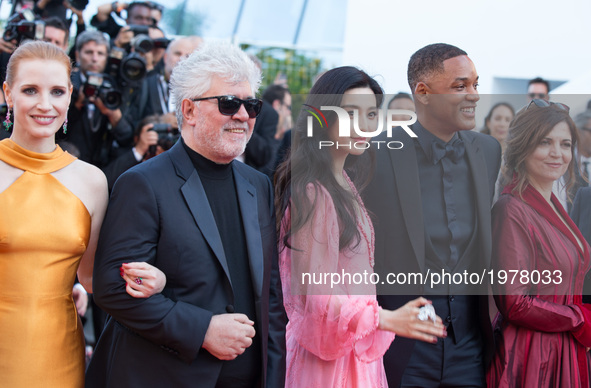 Jury members of the 70th Cannes International Film Festival Agnes Jaoui, Will Smith, Fan Bingbing, Pedro Almodovar, Jessica Chastain (R-L) a...