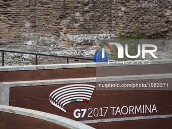  German Chancellor Angela Merkel  arrives at the Ancient Theatre of Taormina ahead the G7 Summit on May 26, 2017. (