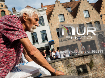 Bruges, Belgium, on 27th May 2017. During one of the warmest days of the year, Bruges was the destination chosen by thousands of tourists fr...