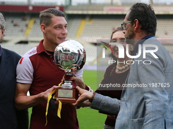 Andrea Belotti (Torino FC) receives the 