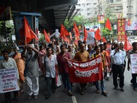 Activists of Communist Party of India (Marxist–Leninist)  protest against killing of five farmers of  Mandsaur police firing incident, at Ma...