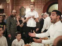 Farewell to Shabbat during Melave Malkah ceremony at the Tempel Synagogue in Kazimierz, the Jewish Quarter of Krakow, Poland on 24 June, 201...