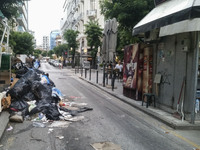 10.000 short contract municipal workers are protesting with a continuous strikes for more than a week, leaving the whole country's garbage o...