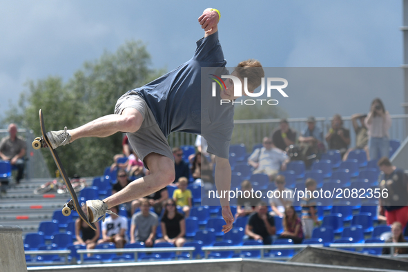 Konrad Idziniak during the final of Skateboarding competition of Carpatia Extreme Festival 2017, in Rzeszow.
On Sunday, July 16, 2017, in Rz...