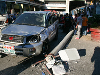 A vehicle was hit by the lamp post that the MRT train plowed after it failed to stop at the MRT Pasay Rotonda Station. A three coach train f...