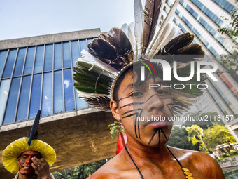 Indians protest in the free space of the Masp on Wednesday afternoon (9) in São Paulo, Brazil, on August 9, 2017. On August 16, the Federal...