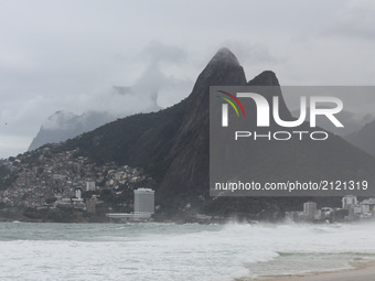 Waves up to 4 meters in Rio de Janeiro, Brazil on 11th August, 2017. The Brazilian Navy warned about the possibility of waves up to 4 meters...