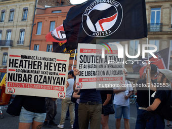 People gathered In Toulouse in solidarity with anti-fascists in Charlottesville after the killing of Heather Heyer by a white supremacist....