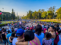 Paulistanos enjoy a holiday with sun and heat in Independence Park in Ipiranga neighborhood in São Paulo, Brazil, on 7 Septemeber 2017. (