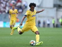 Juan Cuadrado of Juventus uring the Serie A match between US Sassuolo and Juventus at Mapei Stadium - Citta' del Tricolore on September 17,...