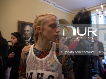 Backstage, reharsal and details ahead of the Dilara Findikoglu show during London Fashion Week September 2017 in London on September 18, 201...