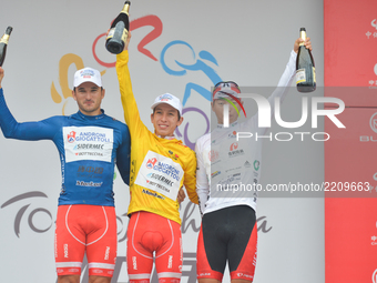 (Left-Right) Marco Benfatto (Androni Sidermec Bottecchia - Blue Jersey of the Best Sprinter), Kevin Rivera Serrano (Androni Sidermec Bottecc...