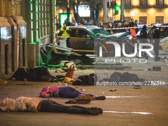 ***GRAPHIC CONTENT*** Violent car accident in Kharkov, Ukraine on 18 October 2017 night. Five people died on the spot. (