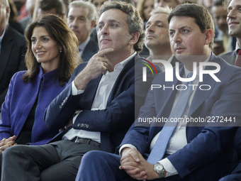 Virginia Raggi (L), Mayor of Rome, Alejandro Agag (C), CEO of Formula E Holdings Ltd. and Roberto Diacetti (R), EUR Spa President, attend a...