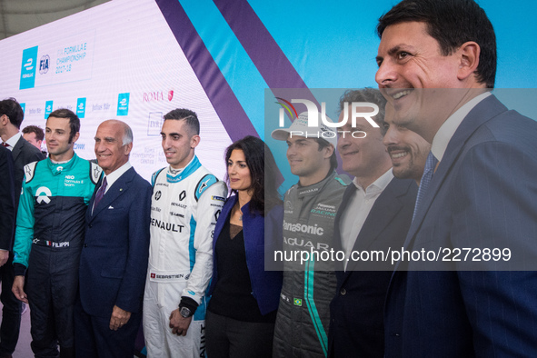 Sebastien Buemi, Virginia Raggi, Nelson Piquet, Alejandro Agag pose during a press conference in Rome, Italy on October 19, 2017. Rome will...